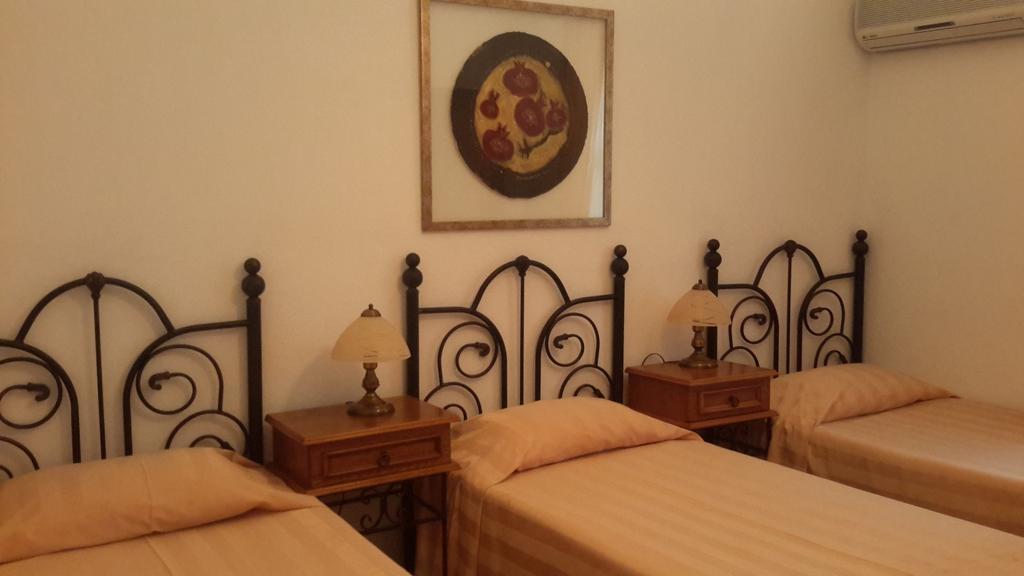 Ege Hotel Bozcaada Island Habitación foto